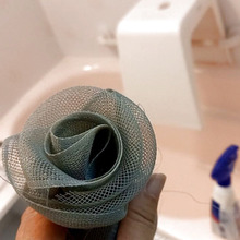 張り替えた網戸の網は捨てない