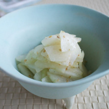 実は生で食べられる!冬瓜のナムル