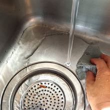 張り替えた網戸の網を捨てずに有効利用でピカピカ