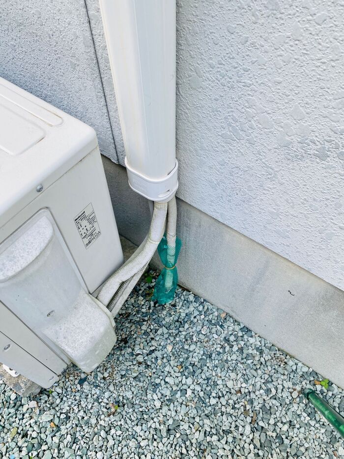 オクラネットは家電の見方!エアコン室外機の虫の侵入を防ぎますよ。