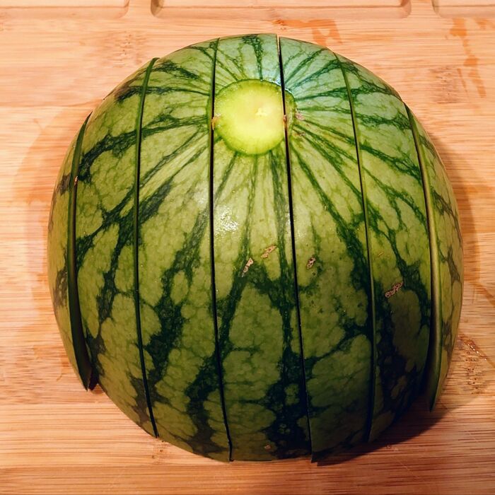 縦にカット