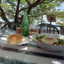 お外lunch〈TOOTH TOOTH Sea Side Cafe〉テラス席にて