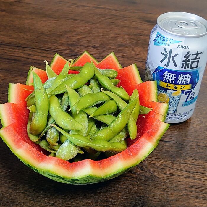 切り口をカットして枝豆もいいよネ