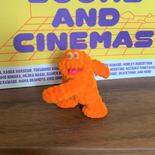 魔法使いに超頭脳学者?!異世界から現れたふわふわの生物が可愛すぎ♡招くだけでお部屋が海外仕様に♪