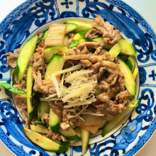 実は加熱との相性がいい【きゅうり】これならたくさん食べられる!〈きゅうりと豚肉のキムチ炒め〉