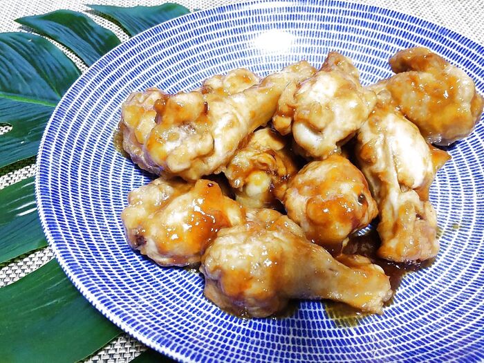 【節約&ズボラ飯!】フライパン1つde鶏手羽元の甘辛煮ー!
