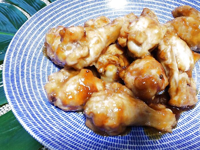 フライパンに残ったタレも美味しいので、ゴムべらなどで集めてかけてくださいね。