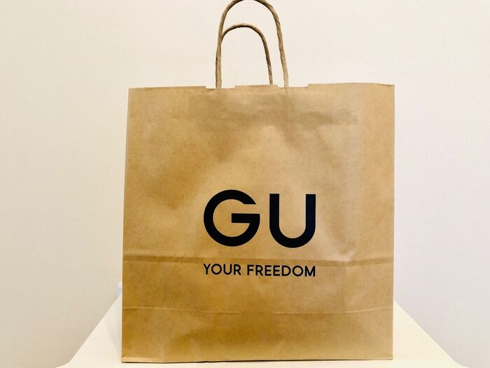 【GU】「夏に大活躍した」破格の名品〈秋に向けて再び破格でアップデート〉