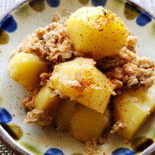 材料2つ!超簡単!ツナがさっぱり食べれてご飯が進む「ツナじゃが」レシピ!