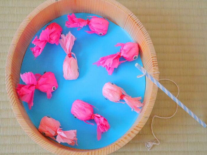 おうちで遊びたい♪100均素材で作る金魚すくいゲーム