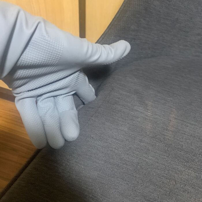 いざ、椅子の魔界へ!