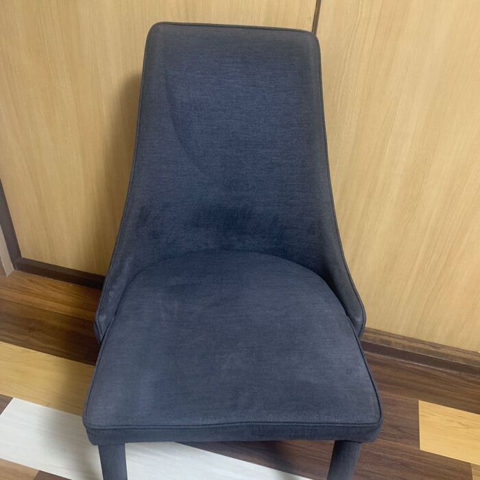 汚い椅子ありますか?