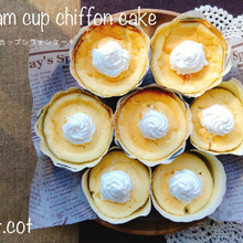 ★生クリームたっぷり。クリームカップシフォンケーキ★
