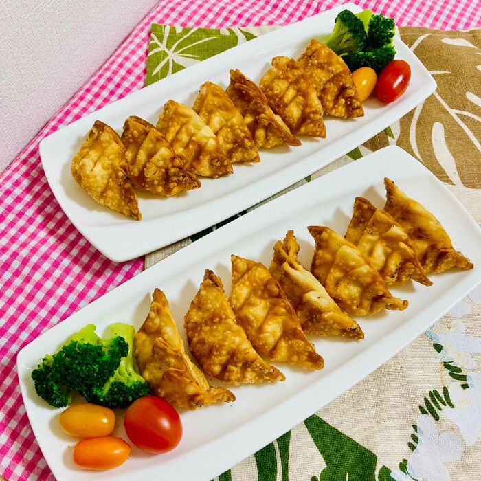 パクパク食べれちゃう!鶏むねチリ揚げ餃子♪