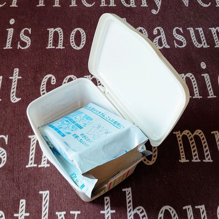 ケースに収納すると、使う毎に袋を出さないと…が面倒!