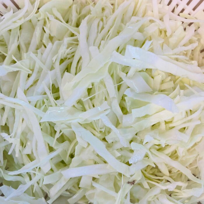①キャベツを切ります。