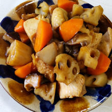 簡単!フライパンde作る、鶏むね肉と蓮根たっぷり炒り鶏ー!