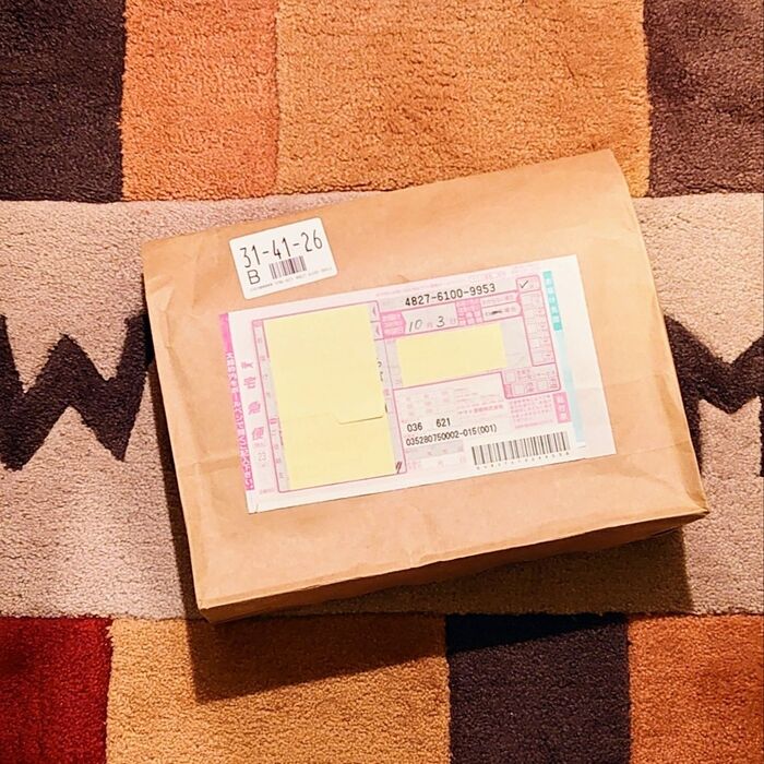 お届け物が…思ってたのと違って……笑った!