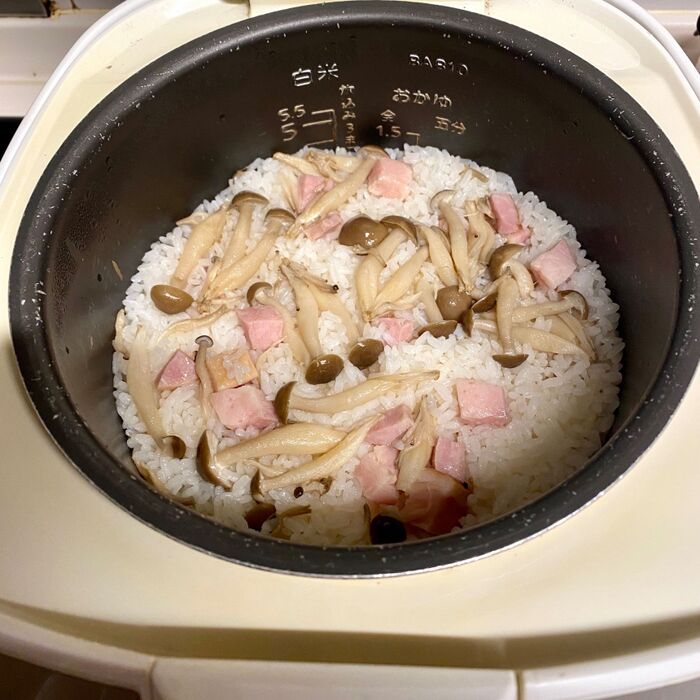 しめじとベーコンのピラフ