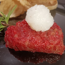 13/45 おにぎりで世界を変える【梅干し握り Emping Belinjo添え】