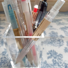 【無印良品】機能的かつ透明感が美しいアクリルペンスタンド♪