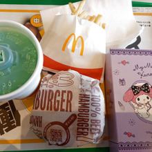 【マクドナルド】ハッピーセットのマイメロディ&クロミがかわいい~♡