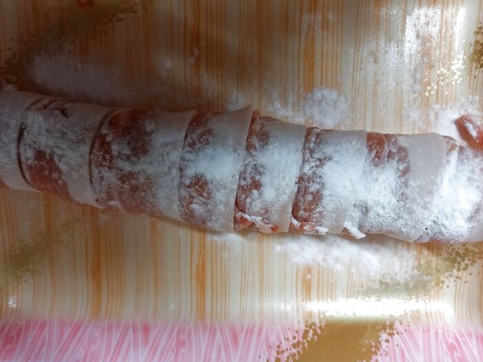 片栗粉をまんべんなく~♪