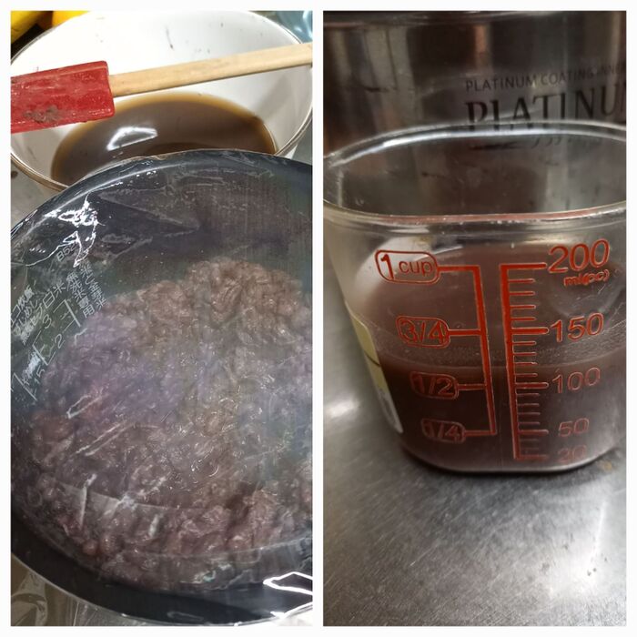 小豆とお湯を分けておく