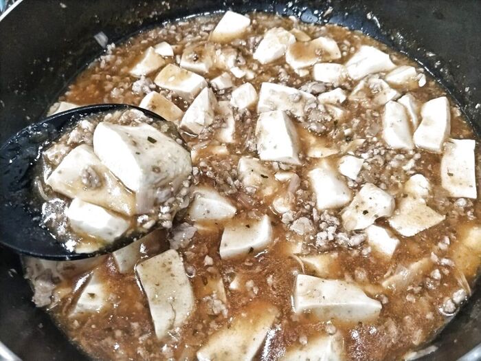 【裏ワザ】麻婆豆腐は、アレをしたら豆腐が煮崩れない!!