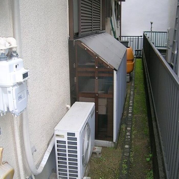 窓下ストッカー