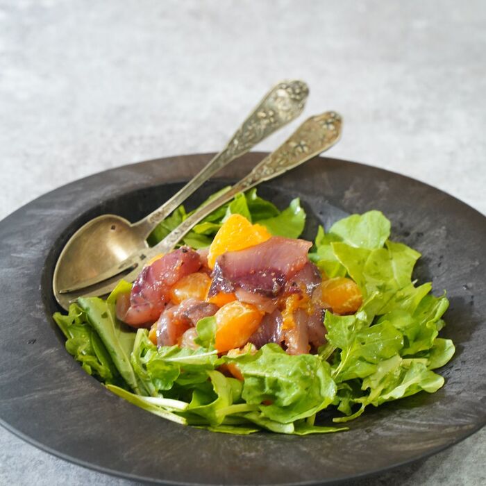 みかんで作る簡単ポン酢でカツオサラダ