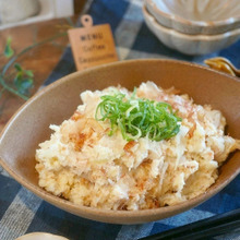 メイン材料2つ♪だしのうま味たっぷり~和風ポテトサラダ