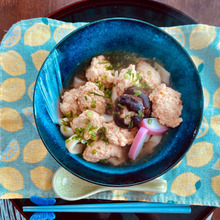 鶏団子たっぷり煮込みきしめん