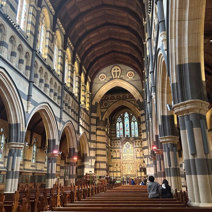 宗教施設での写真撮影に注意!