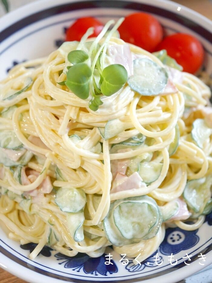 疲れた日にもパパっと作れる♪ハムとキュウリの惣菜風スパサラ