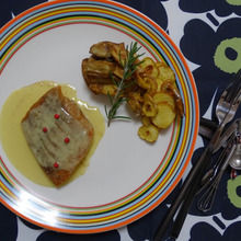 サーモンムニエル・柚子クリームソース・クワイと里芋添え