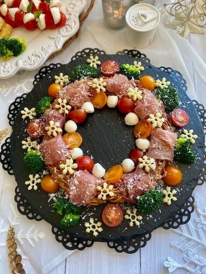 パリパリおいしい!スパゲッティリースでクリスマス