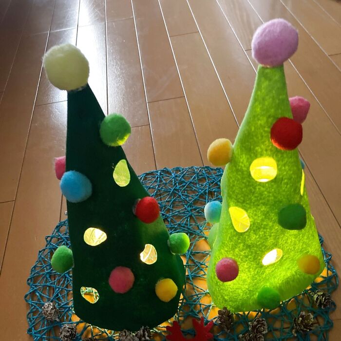 100均LEDキャンドルとフェルトですぐできる!あかり灯る手作りクリスマスツリー^_^