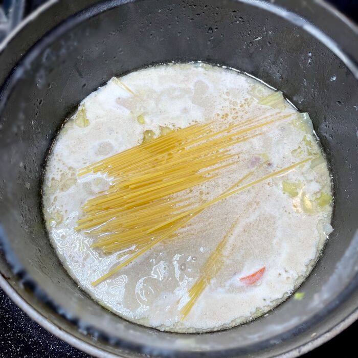 シメはパスタ!下茹でなしでも問題ない!