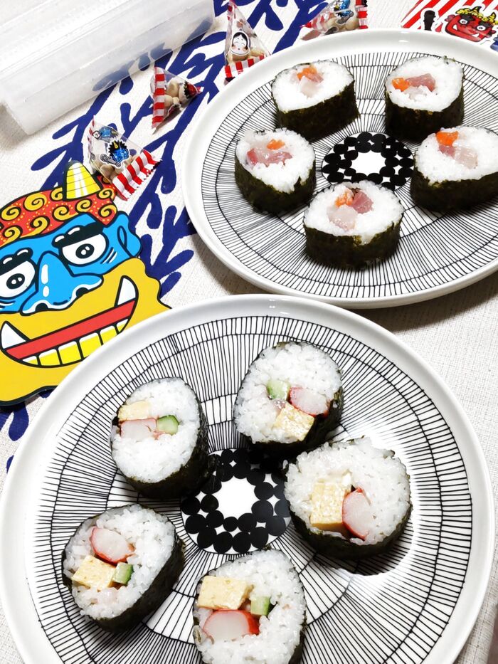 コレが、一番簡単な作り方かも~!お刺身パック使いde失敗なしの「海鮮太巻き」!100均の型使用です。