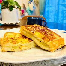 栗きんとんサンドフレンチトースト!