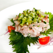 【海鮮タルタル】「お得な切り落とし刺身」を使って手軽に!