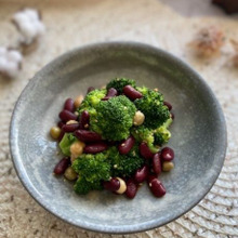 ブロッコリーとミックスビーンズのバルサミコ和え