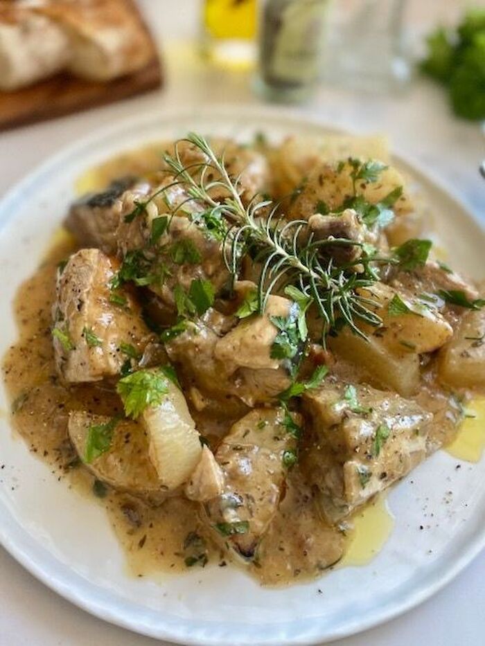 醤油も砂糖も無し!ハーブとワイン風味のぶり大根