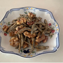 「いりこ」と「ナッツ」のカラメリゼ