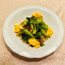 味付けはたったこれだけ!ご飯のおかずにもってこい小松菜と牛肉のオイスターソース炒め