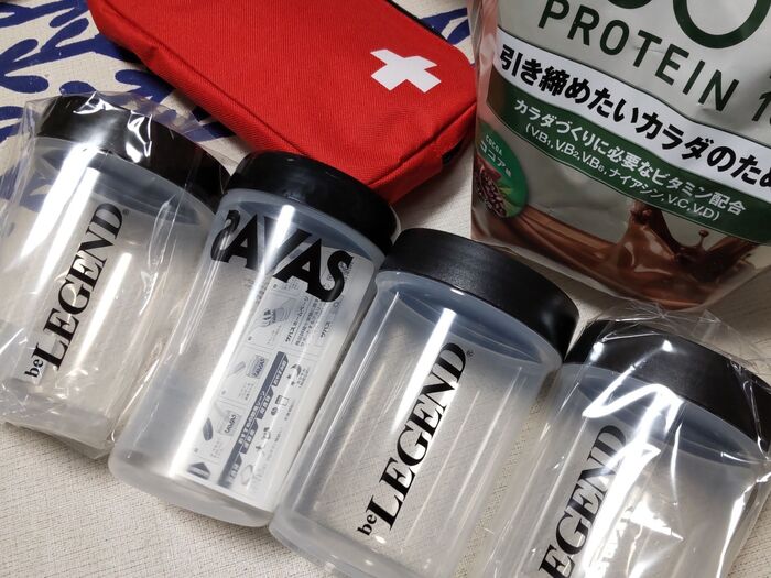 丈夫な収納&コップにもなる「防災グッズ」!避難場所で大活躍間違いなし?中に入れた便利グッズも紹介!