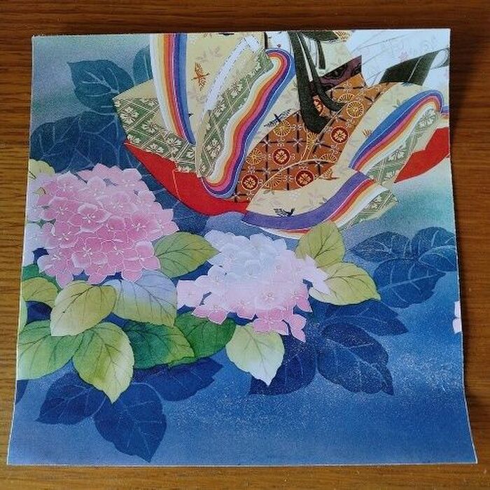 イラスト部分の利用・扇を折る