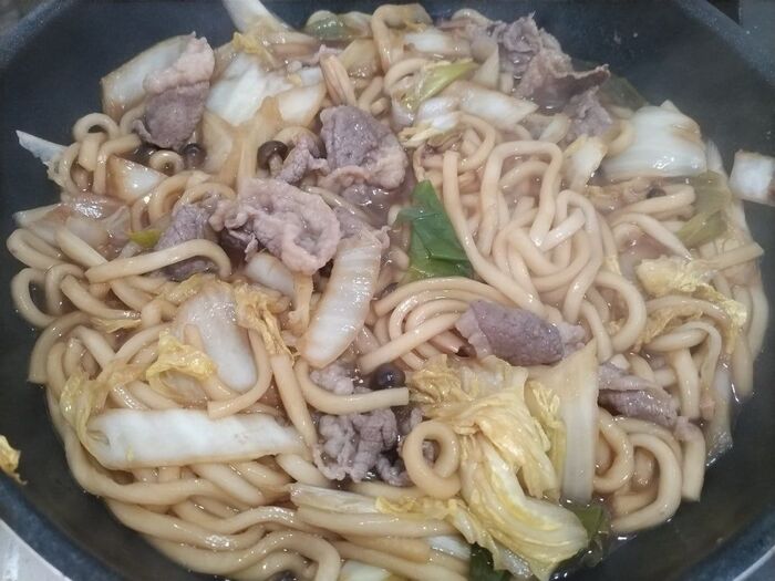ワンパンで簡単すき焼きうどん♡
