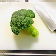 【ブロッコリーの切り方】切るのが面倒!!それって実は間違った切り方かも!?